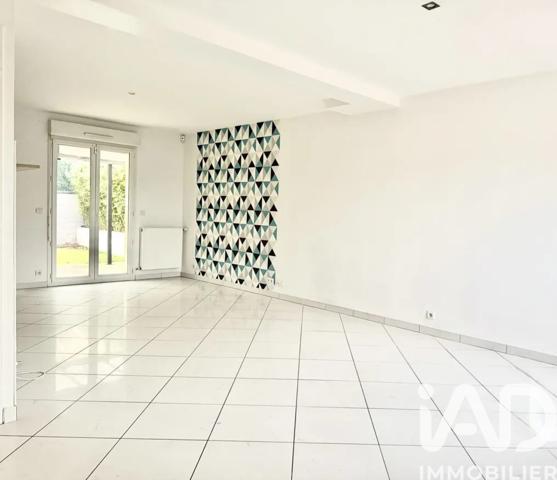 Maison à vendre 5 pièces 92 m² Viry-Châtillon