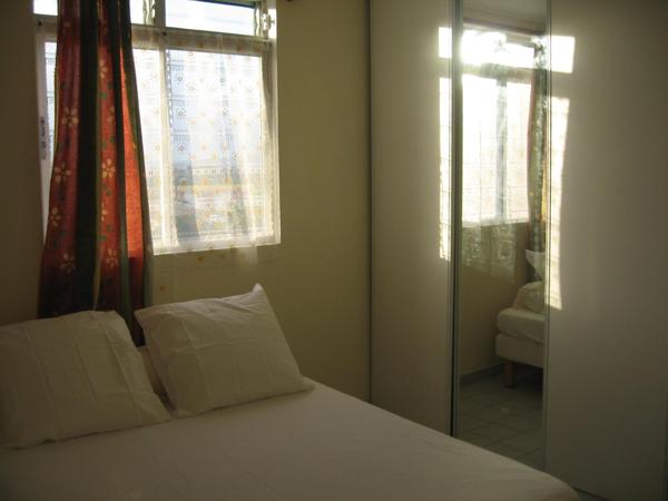 joli appartement très propre en bon état