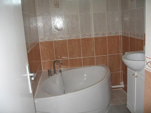 joli appartement très propre en bon état