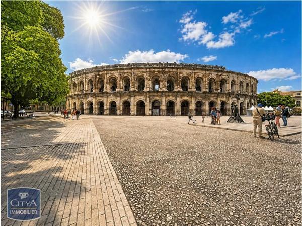 Appartement à louer 3 pièces 64m² Nîmes (30000)