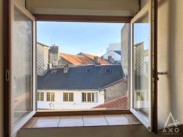 Studio mansardé avec mezzanine - 18,44 m2 en centre-ville de Tarbes