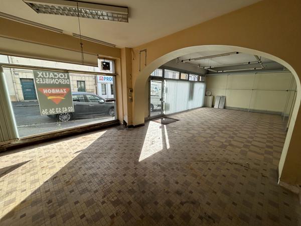 A VENDRE - MAYENNE CENTRE VILLE , Mayenne A VENDRE - MAYENNE CENTRE VILLE , Mayenne