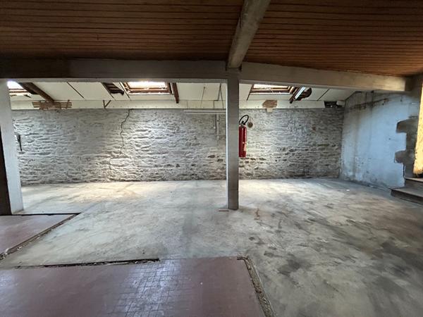 A VENDRE - MAYENNE CENTRE VILLE , Mayenne A VENDRE - MAYENNE CENTRE VILLE , Mayenne
