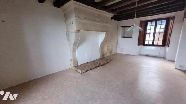 PRECIGNE-MAISON DE BOURG A RENOVER-REF:VDL2072