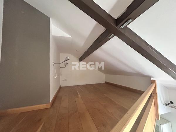 Pau (64000) Belle maison rénovée par un architecte de 145 m² habitable (210 m² au sol) sur un terrain de 555 m² - DPE en