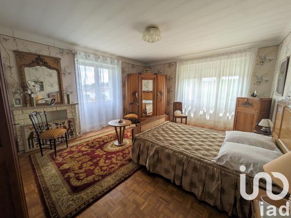 House for sale 5 rooms 143 m² Rolampont