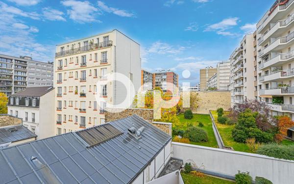 Appartement à vendre    3 pièces • 76 m2 Paris 11