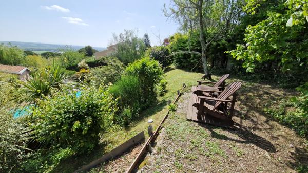 Grande maison familiale 6 pièces avec piscine et vue exceptionnelle à Péchabou