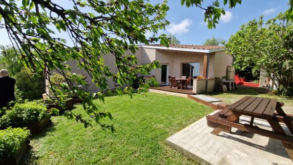 Grande maison familiale 6 pièces avec piscine et vue exceptionnelle à Péchabou