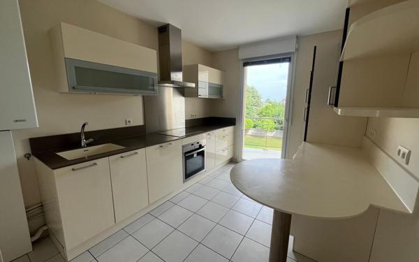 Appartement à louer    3 pièces • 76,60 m2 Mâcon