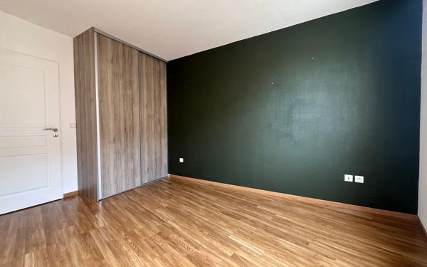 Appartement à louer    3 pièces • 76,60 m2 Mâcon
