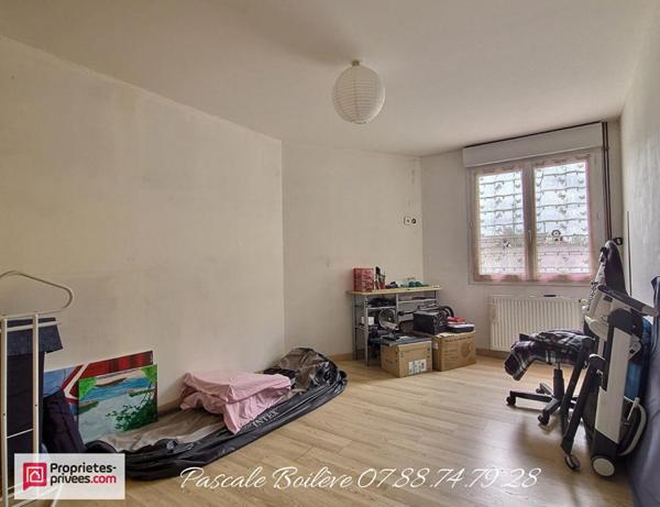 Maison PLAIN-PIED 171 m² - 4 chambres - ALLONNES (49650)