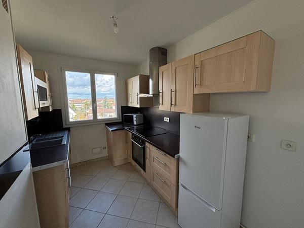 Appartement Troyes 4 pièce(s) 66.27 m2