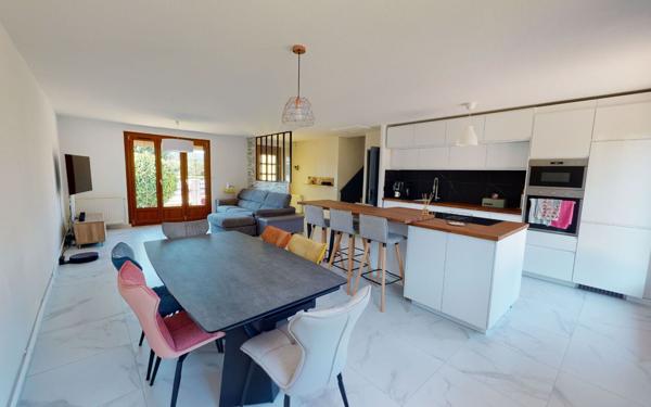 Maison à louer    4 pièces •  Silmont