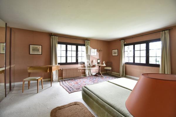 TRÈS BELLE PROPRIÉTÉ ANCIENNE AU CALME