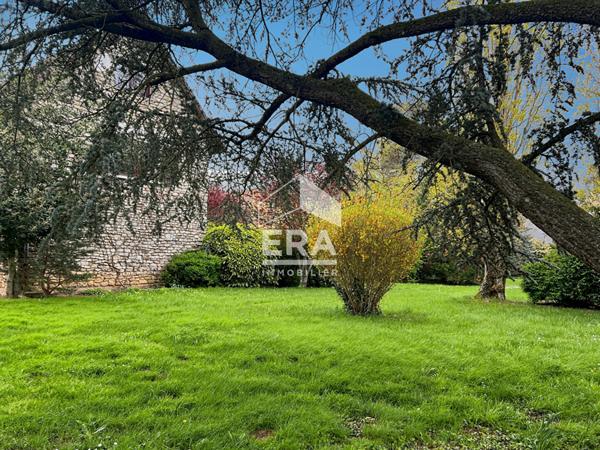 TRÈS BELLE PROPRIÉTÉ ANCIENNE AU CALME