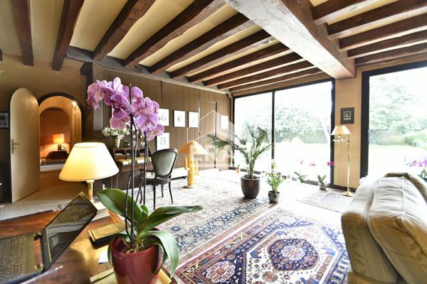 TRÈS BELLE PROPRIÉTÉ ANCIENNE AU CALME