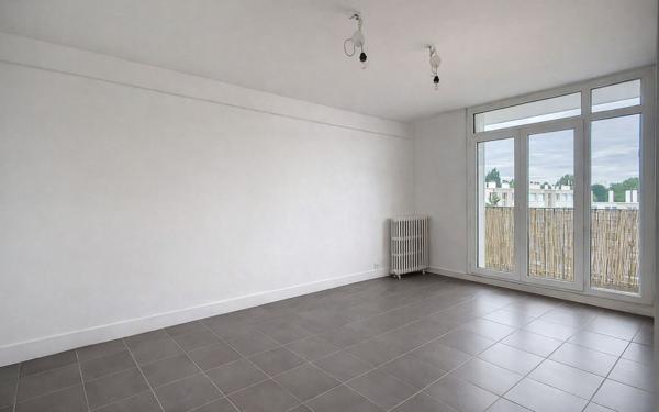 Appartement à louer    4 pièces • 71,02 m2 Joinville-le-Pont