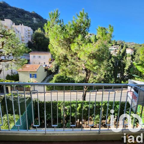 Appartement 3 pièces de 63 m² à Nice (06100)