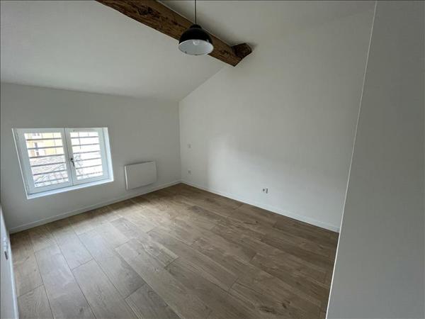 Appartement à louer 473 € CC MOISSAC 2 p 39 m² DPE C