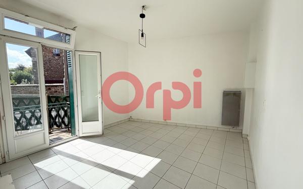 Appartement à vendre    1 pièce • 15,83 m2 Palaiseau