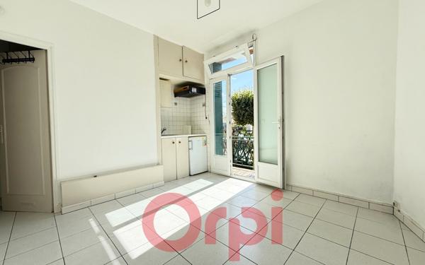 Appartement à vendre    1 pièce • 15,83 m2 Palaiseau