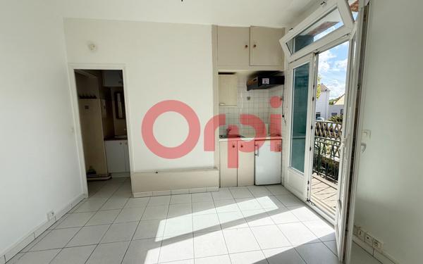 Appartement à vendre    1 pièce • 15,83 m2 Palaiseau