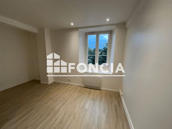 Location Appartement 2 pièces 40.5 m² - 48 BIS AVENUE DE PARIS Etampes 91150