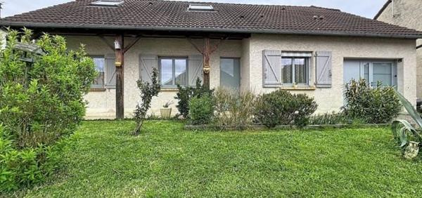 Maison à vendre 251 340 € Ussac 4 p 115 m² DPE B