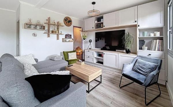 Maison à vendre 251 340 € Ussac 4 p 115 m² DPE B