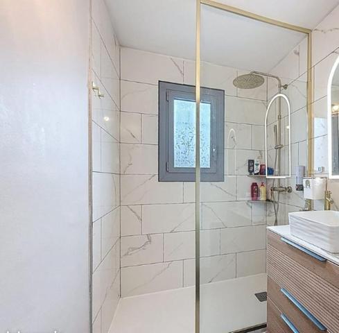 Maison à vendre 251 340 € Ussac 4 p 115 m² DPE B