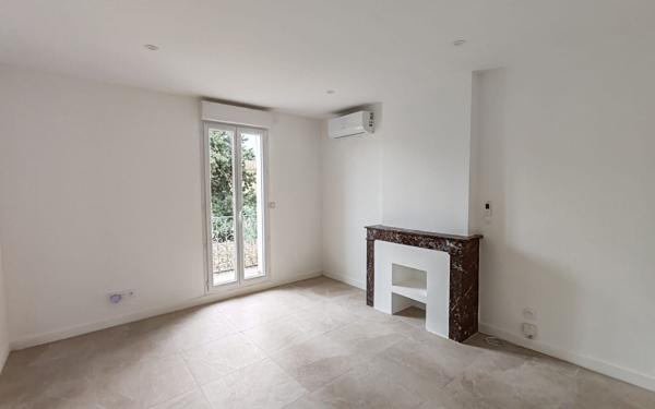 Maison à louer    3 pièces •  Pinet