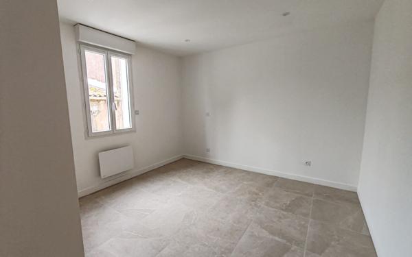 Maison à louer    3 pièces •  Pinet