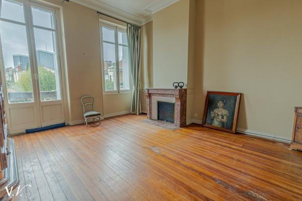 Maison à vendre 1 365 000 € Bordeaux 10 p 240 m² DPE C