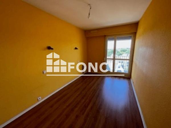 Location Appartement 4 pièces 83.16 m² - 85-95 RUE DE PARIS Angouleme 16000