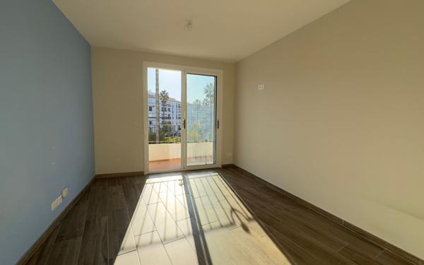 Appartement à vendre    4 pièces • 82 m2 Perpignan