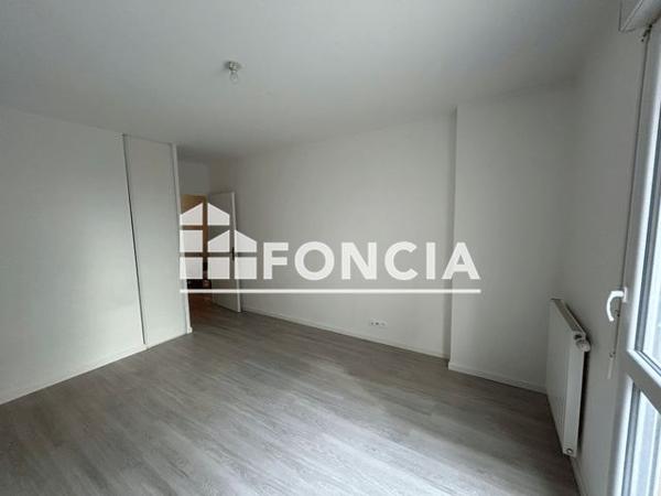 Location Appartement 2 pièces 47.7 m² - 5 A 13 RUE HUWART Villiers Sur Marne 94350