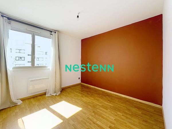 A LOUER, Appartement T4 avec balcon et parking, Secteur MONTAUD