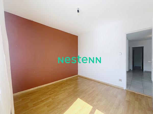 A LOUER, Appartement T4 avec balcon et parking, Secteur MONTAUD