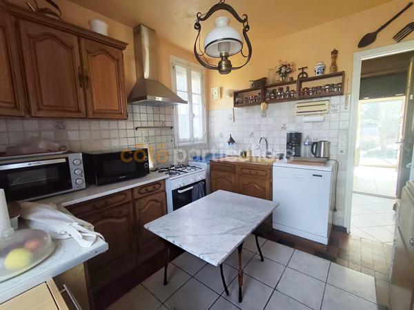 Vente
                Maison88,38 m² - 5 Pièces -
                    MEZIDON VALLEE D AUGE (14270)