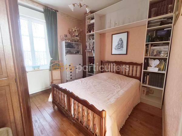 Vente
                Maison88,38 m² - 5 Pièces -
                    MEZIDON VALLEE D AUGE (14270)