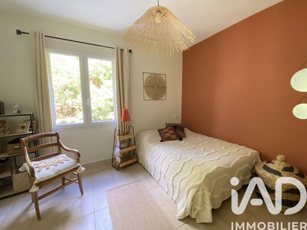 Maison à vendre 6 pièces 158 m² Eyguières