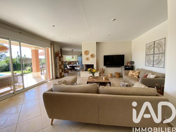 Maison à vendre 6 pièces 158 m² Eyguières
