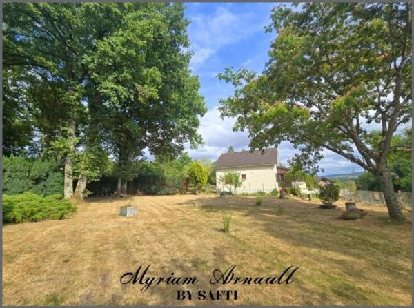 Maison 3 chambres garage sur terrain de 2721 m²