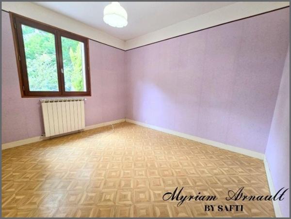 Maison 3 chambres garage sur terrain de 2721 m²