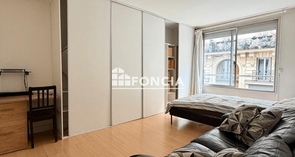 À vendre Appartement 3 pièces 71.24 m² - Paris 75011