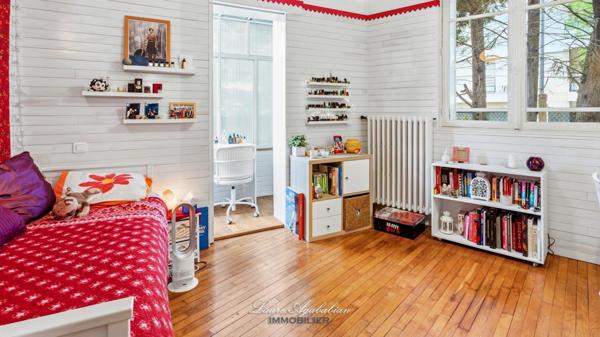 Maison familiale avec grand jardin et garage