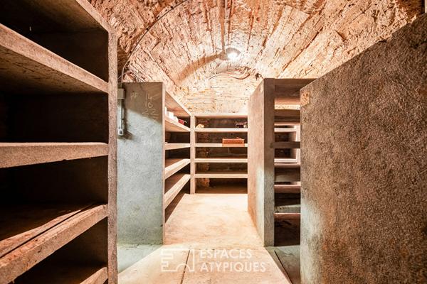 Ancien atelier réhabilité et ses galeries à Toulouse