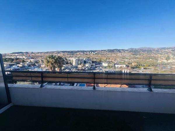 Location Appartement 3 pièces 59 m2 à Nice