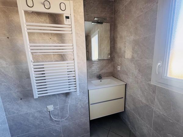 Location Appartement 3 pièces 59 m2 à Nice